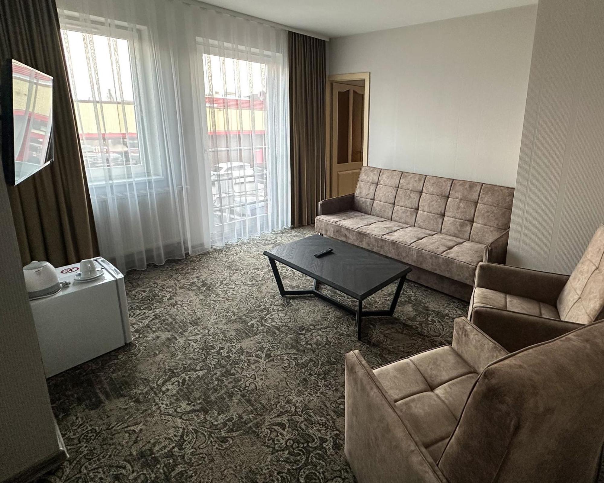 Keta Hotel Marijampolė Екстериор снимка